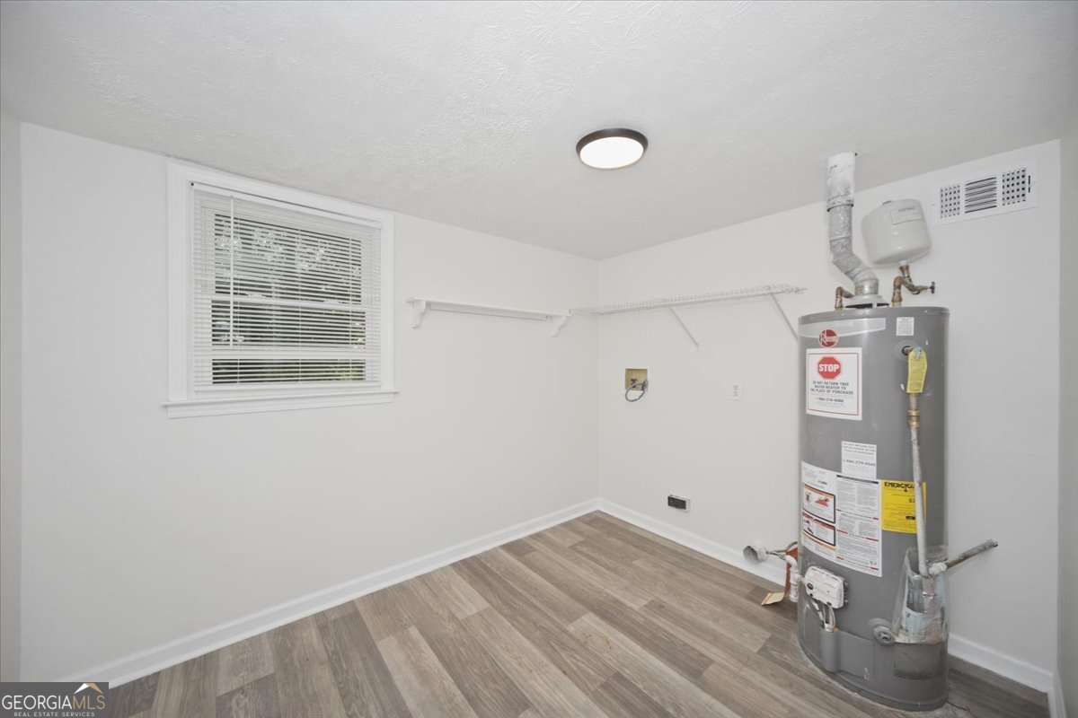1496 Cherry Hill Road Sw Property Photo 9
