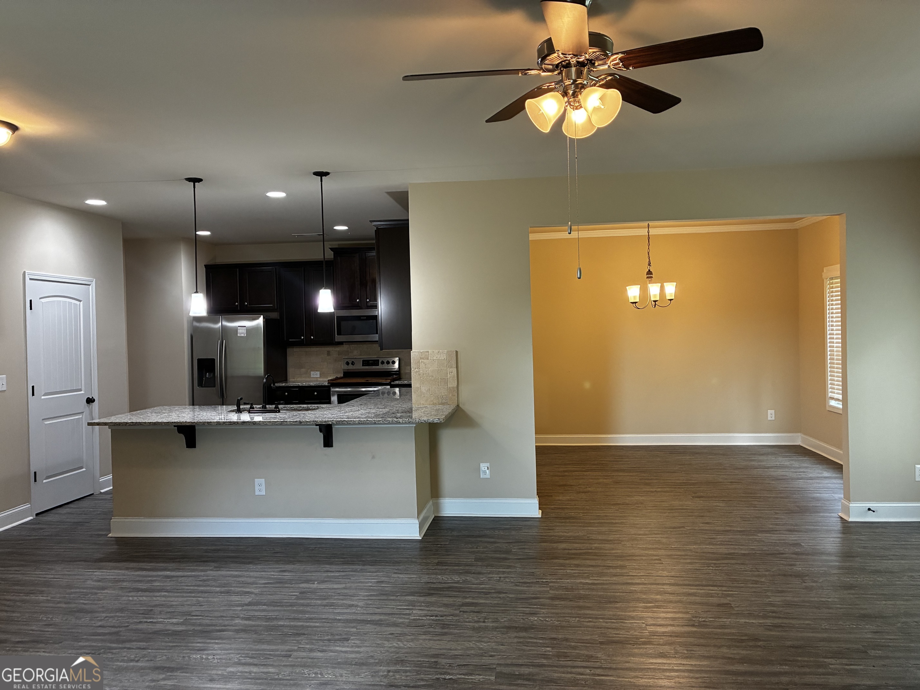 109 Armory Creek Drive Property Photo 6