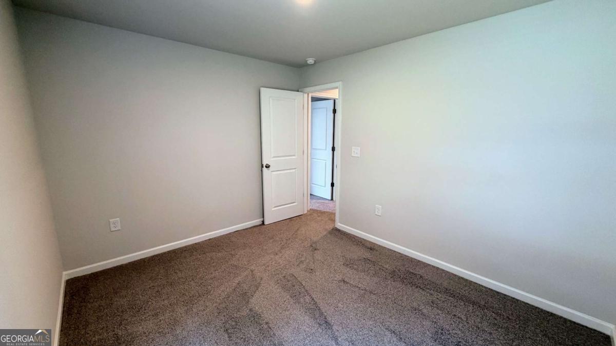119 Deer Crossing Property Photo 32