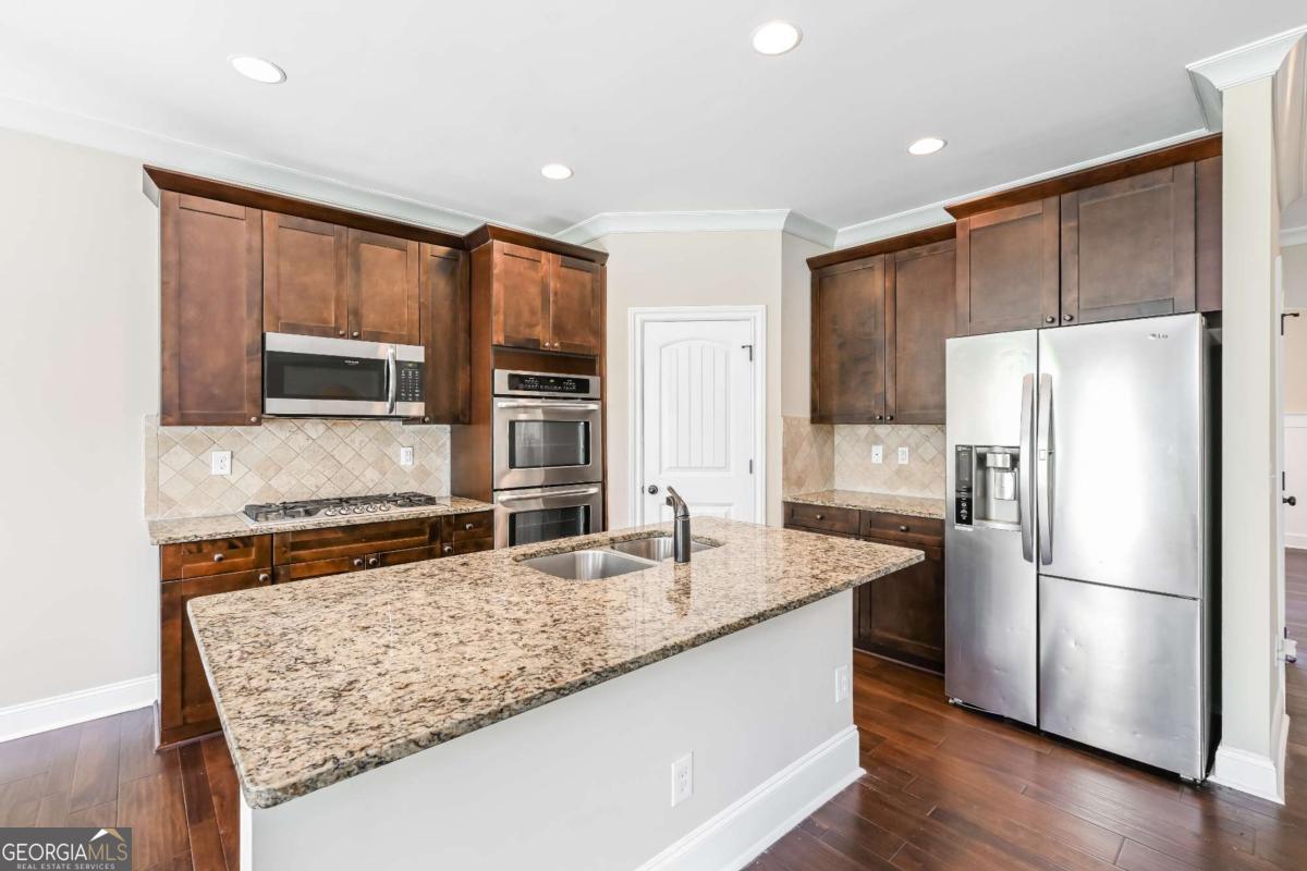 2901 Canyon Glen Way Property Photo 1