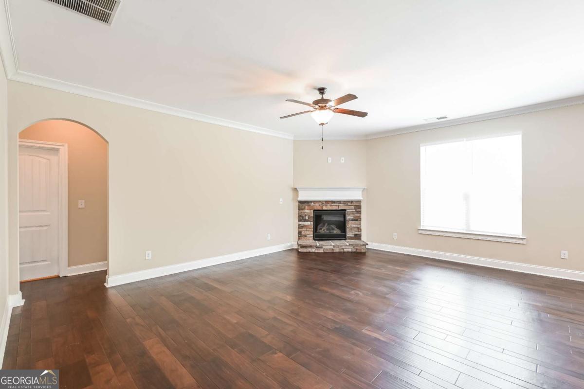 2901 Canyon Glen Way Property Photo 5