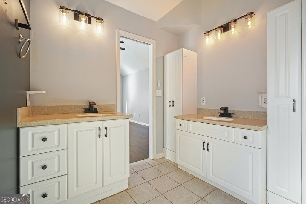 2102 Kendall Close Nw Property Photo 35
