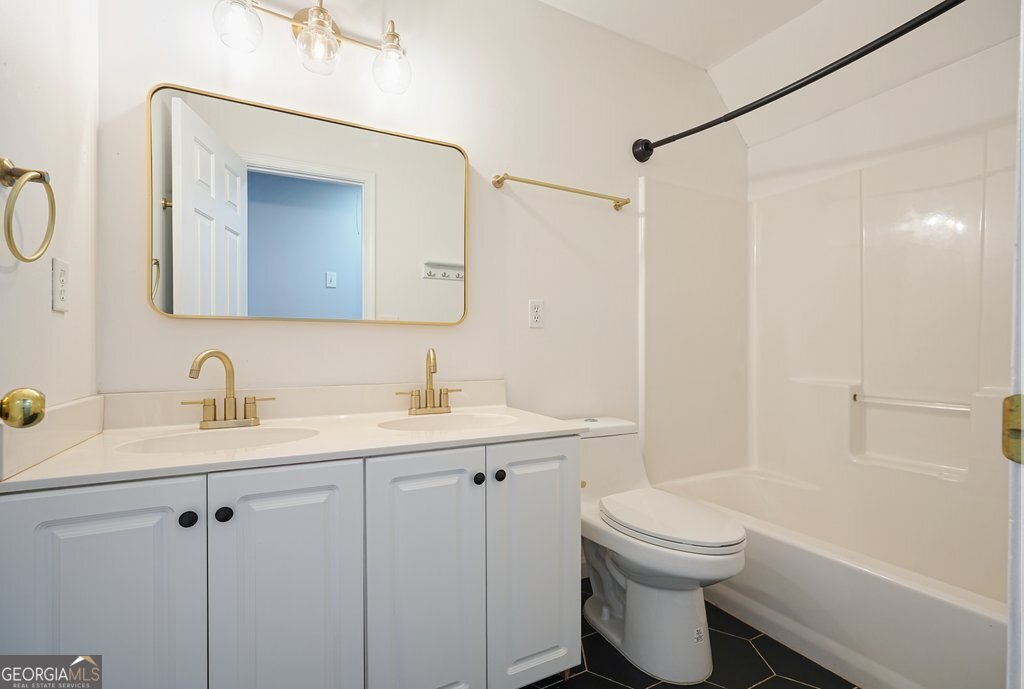 2102 Kendall Close Nw Property Photo 57