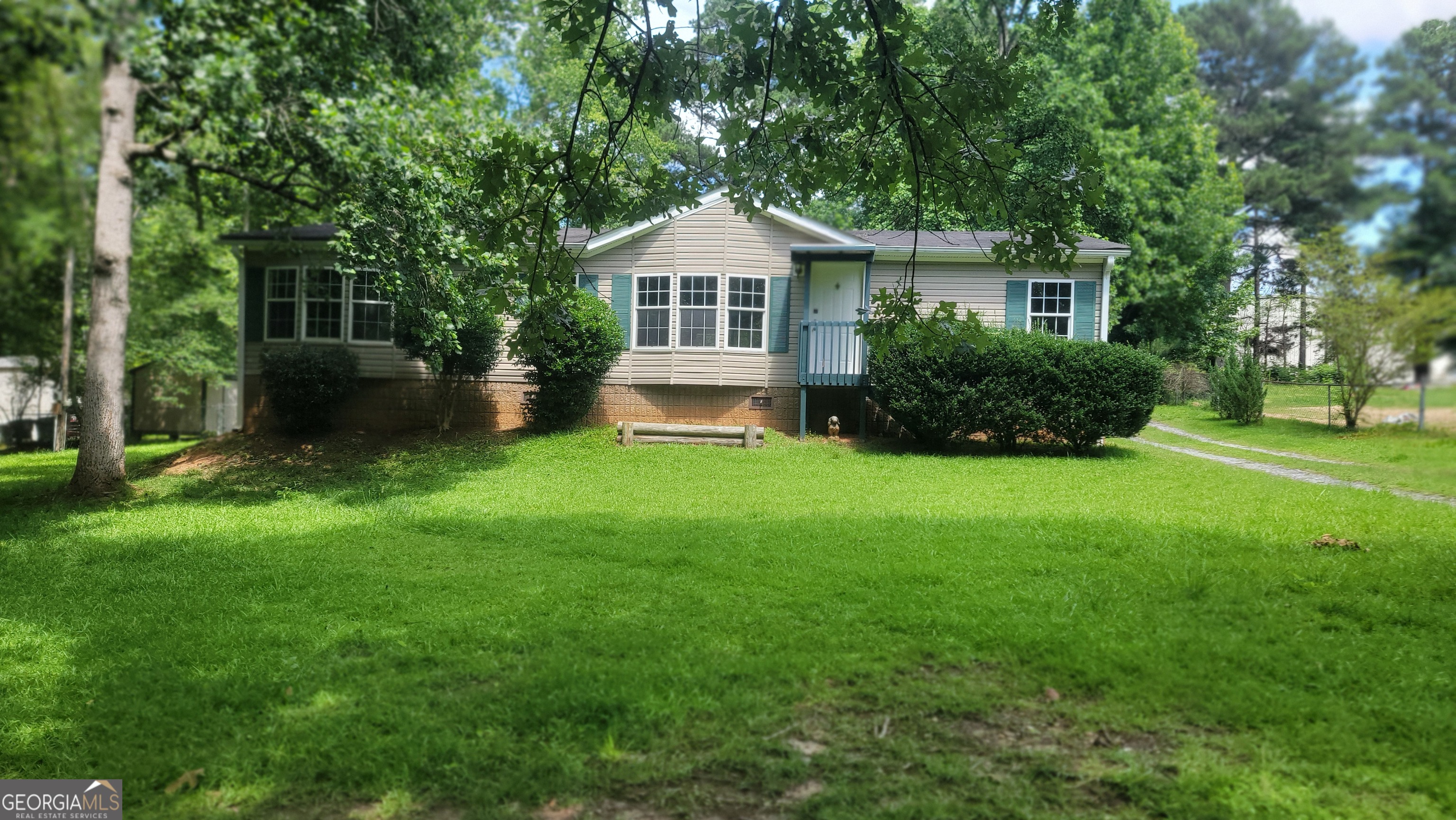 174 Luther Circle Property Photo 1