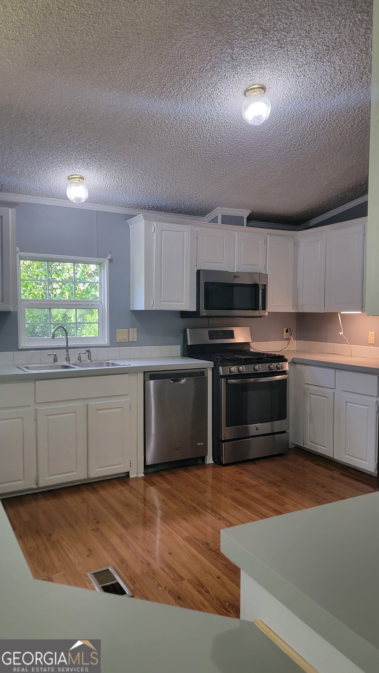 174 Luther Circle Property Photo 6