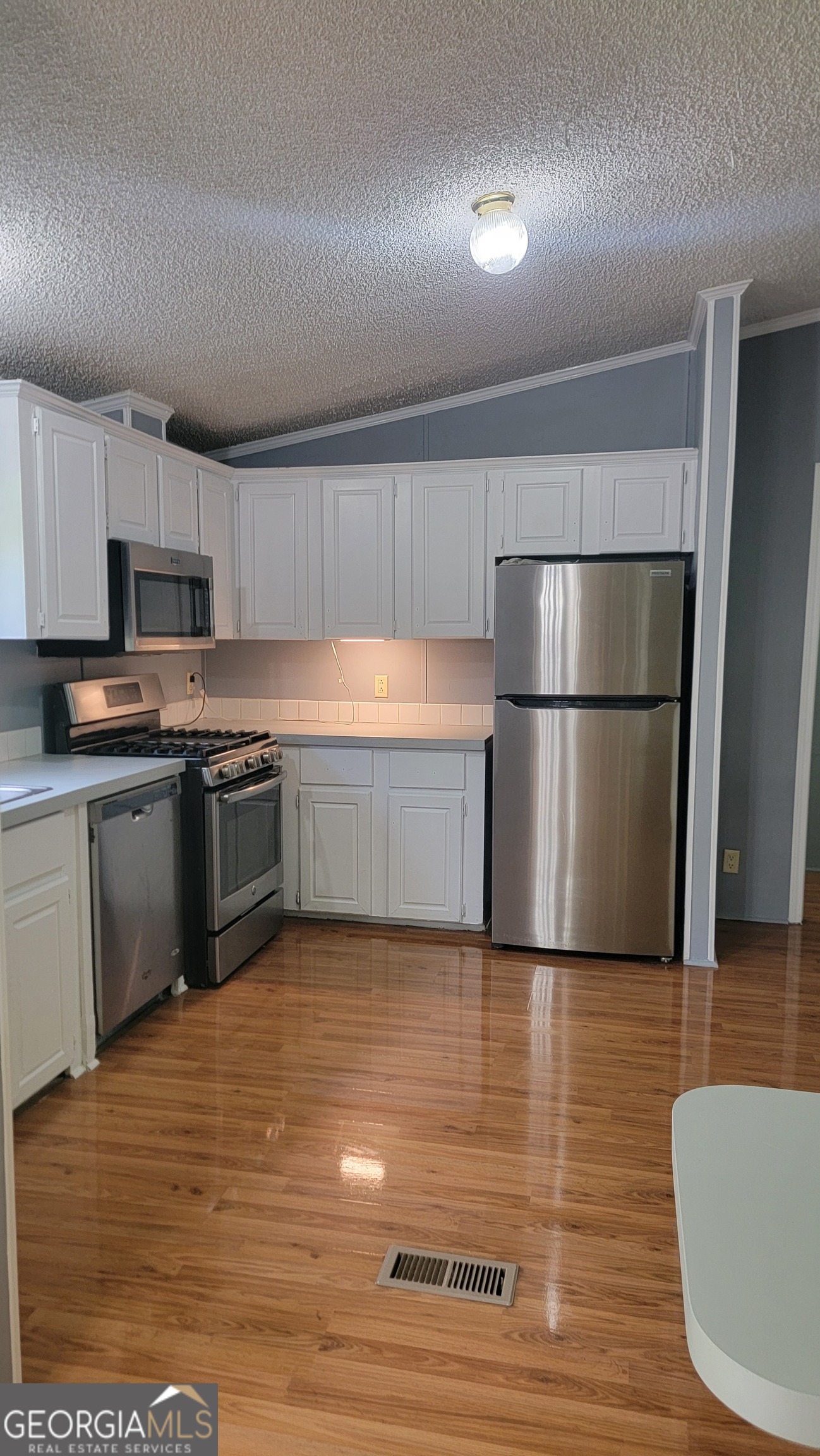174 Luther Circle Property Photo 7