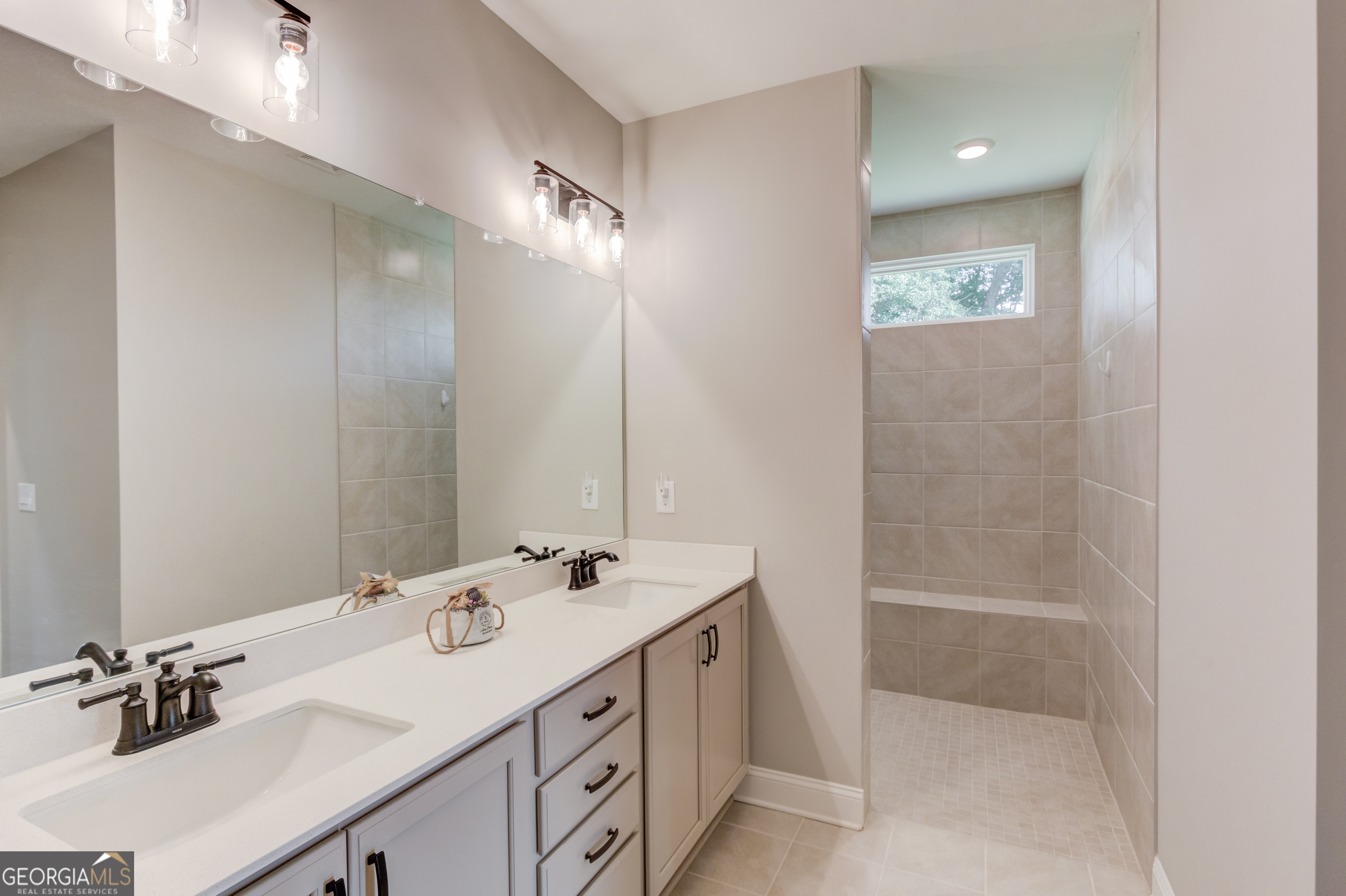 3492 Fishpond Circle Property Photo 16