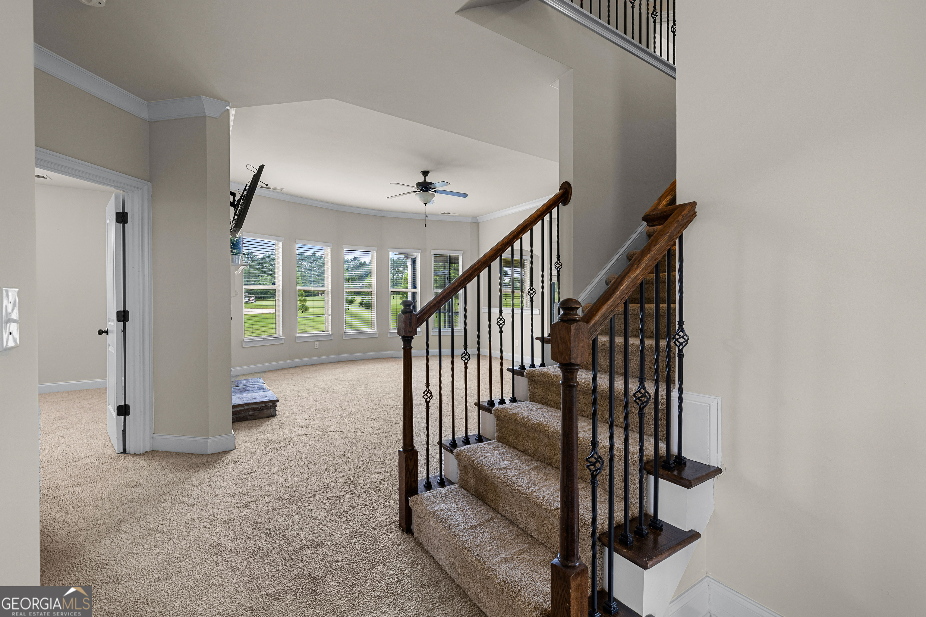 3256 Alhambra Circle Property Photo 5