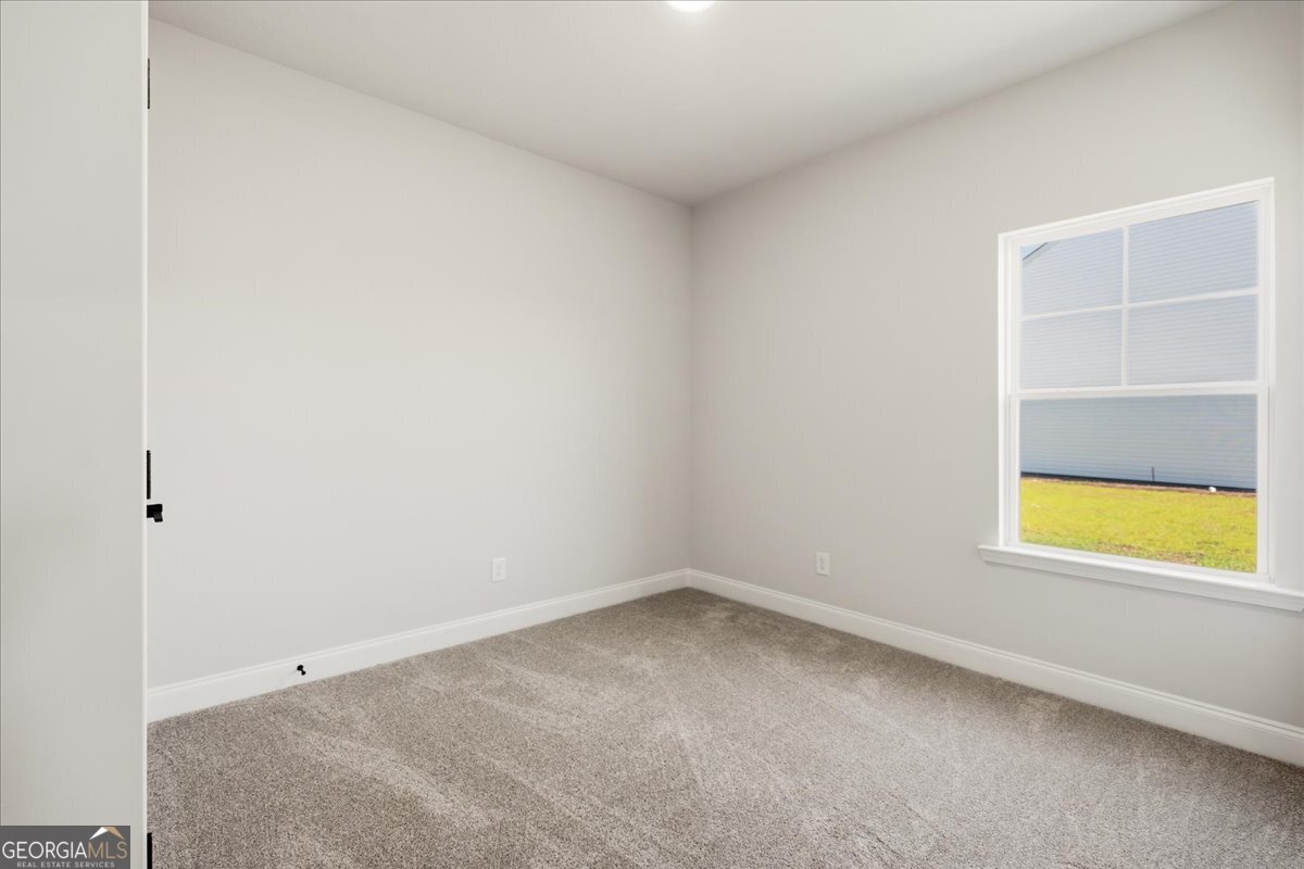 98 Susan Drive Property Photo 11