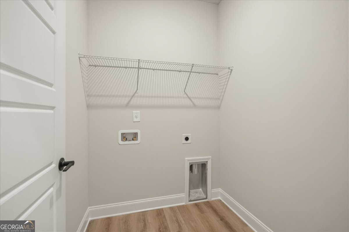 98 Susan Drive Property Photo 14