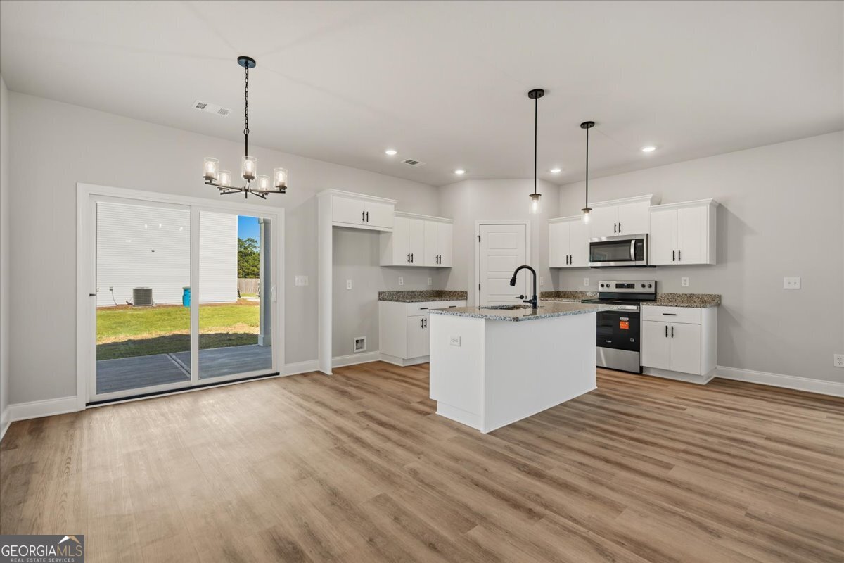 98 Susan Drive Property Photo 19
