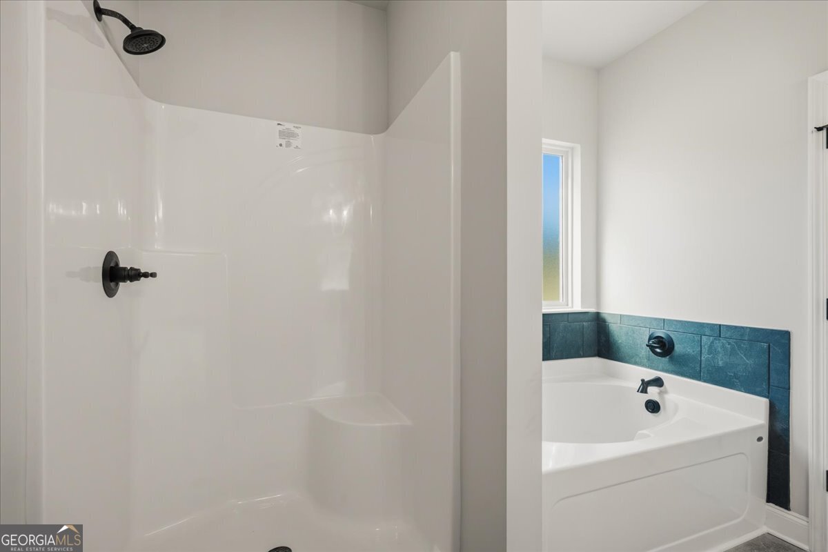 98 Susan Drive Property Photo 31