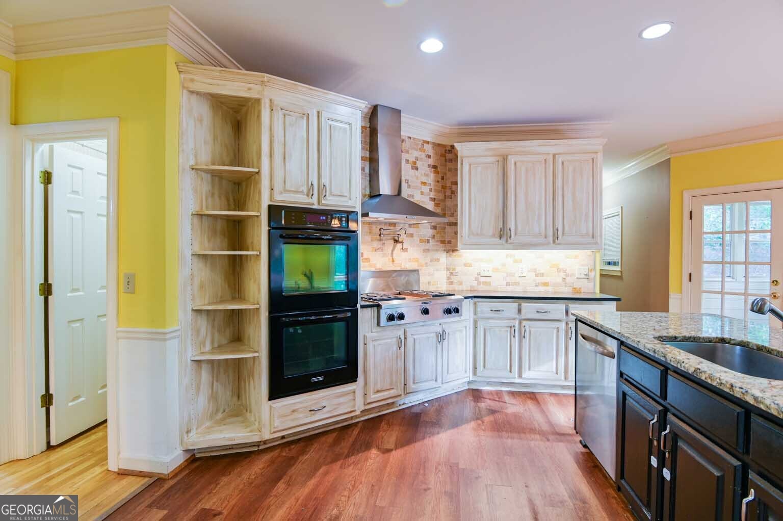 5415 Hampstead Way Property Photo 14