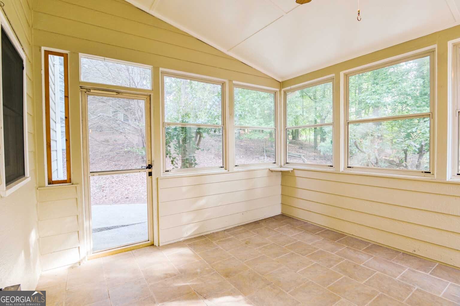 5415 Hampstead Way Property Photo 25