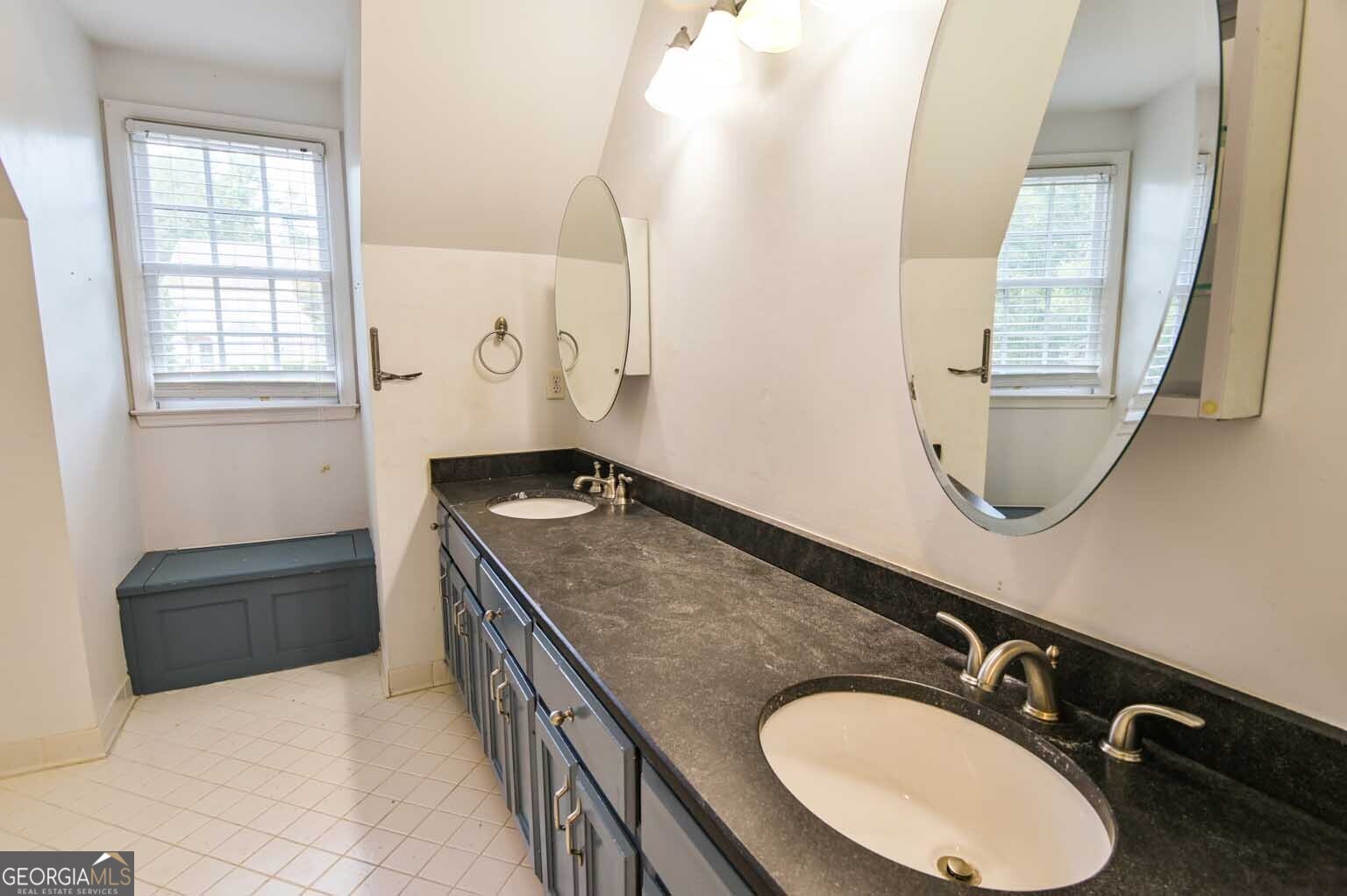 5415 Hampstead Way Property Photo 32
