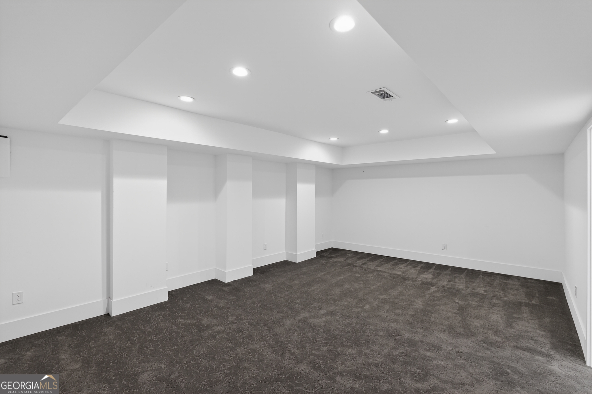 5285 Mount Vernon Parkway Property Photo 11