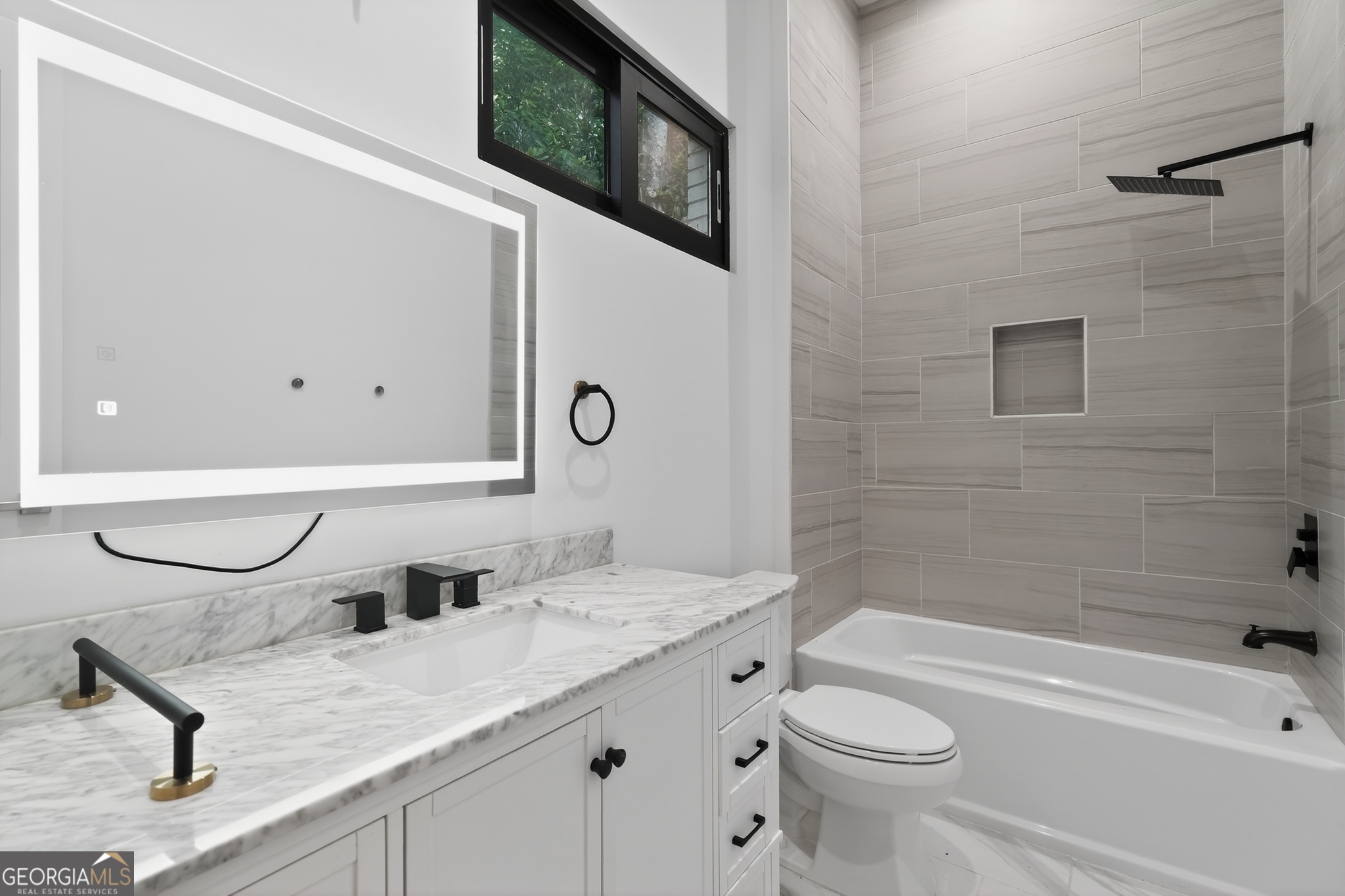 5285 Mount Vernon Parkway Property Photo 16