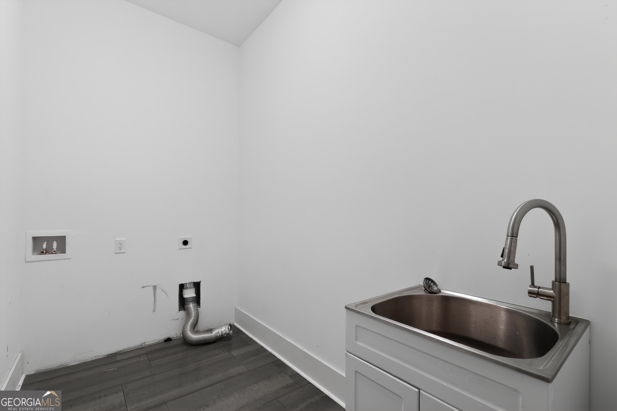 5285 Mount Vernon Parkway Property Photo 21