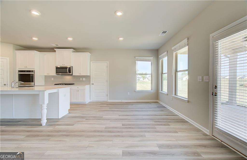 100 Haverling Pass Property Photo 10