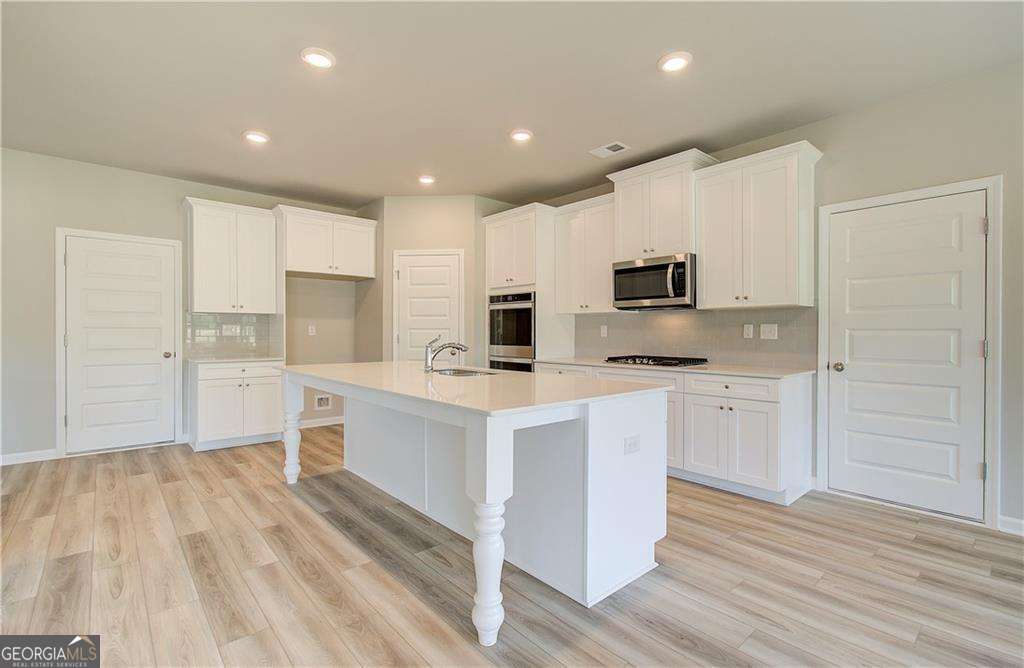 100 Haverling Pass Property Photo 12