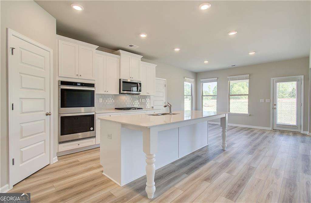 100 Haverling Pass Property Photo 13