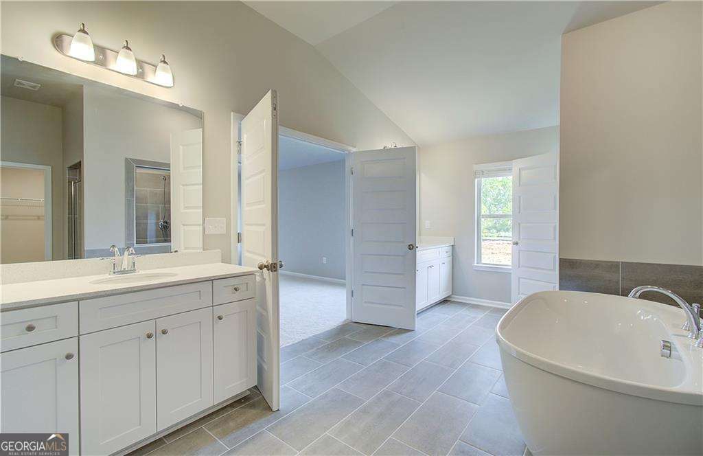 100 Haverling Pass Property Photo 25
