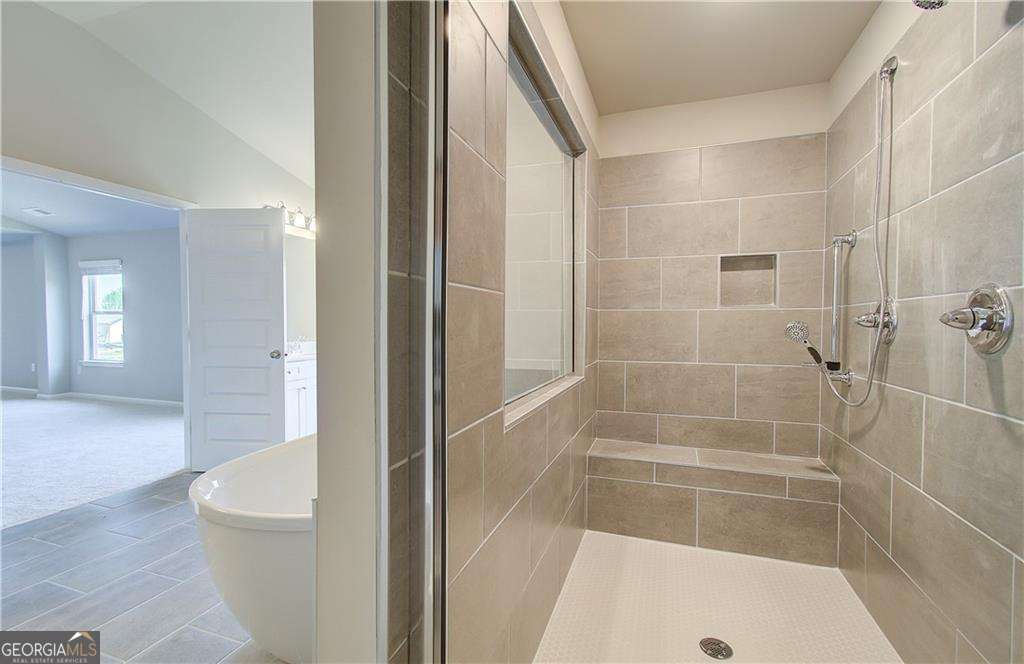100 Haverling Pass Property Photo 27