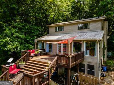 5518 Highway 30 Property Photo 1