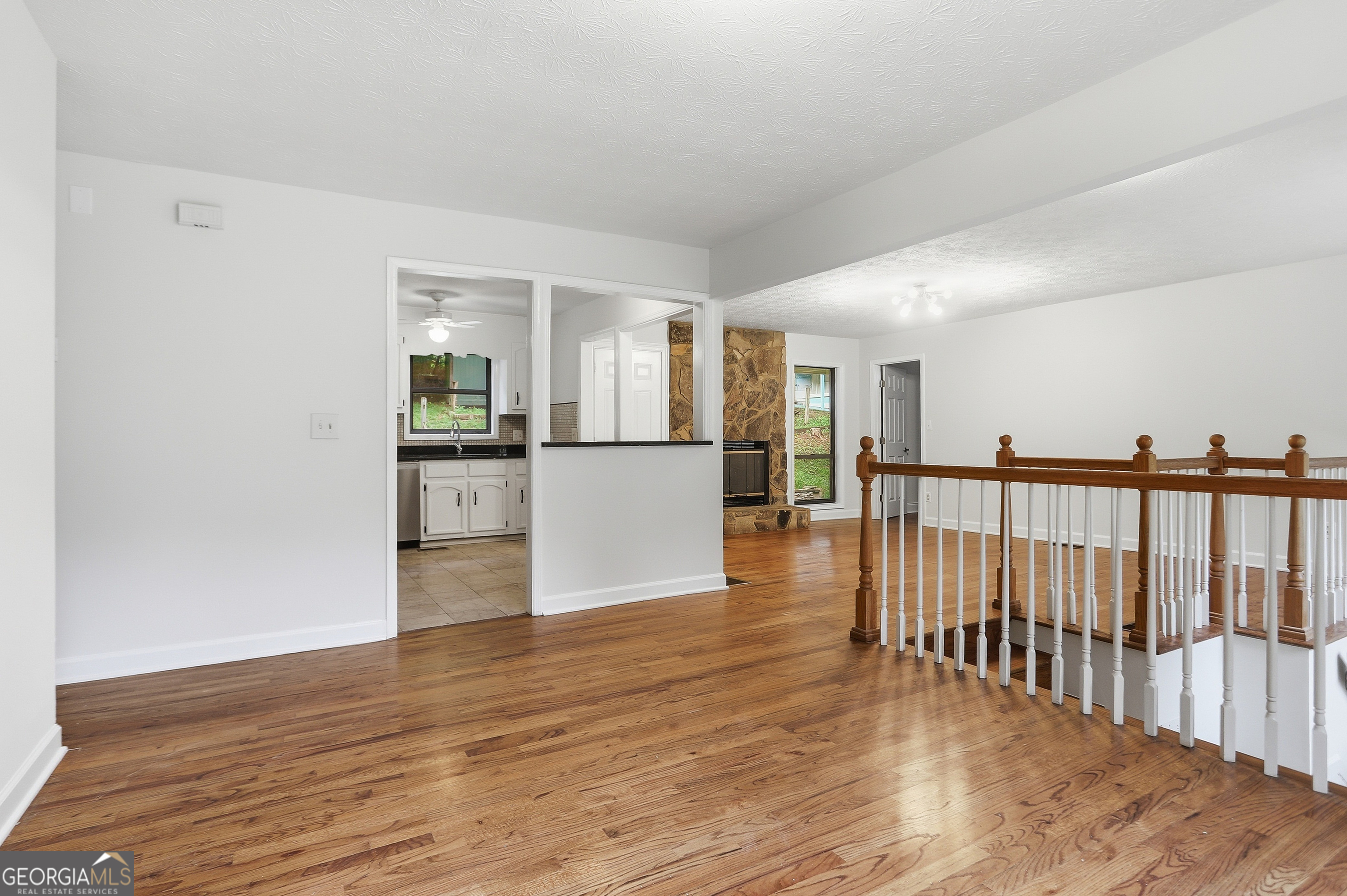 3634 N Hampton Drive Nw Property Photo 8