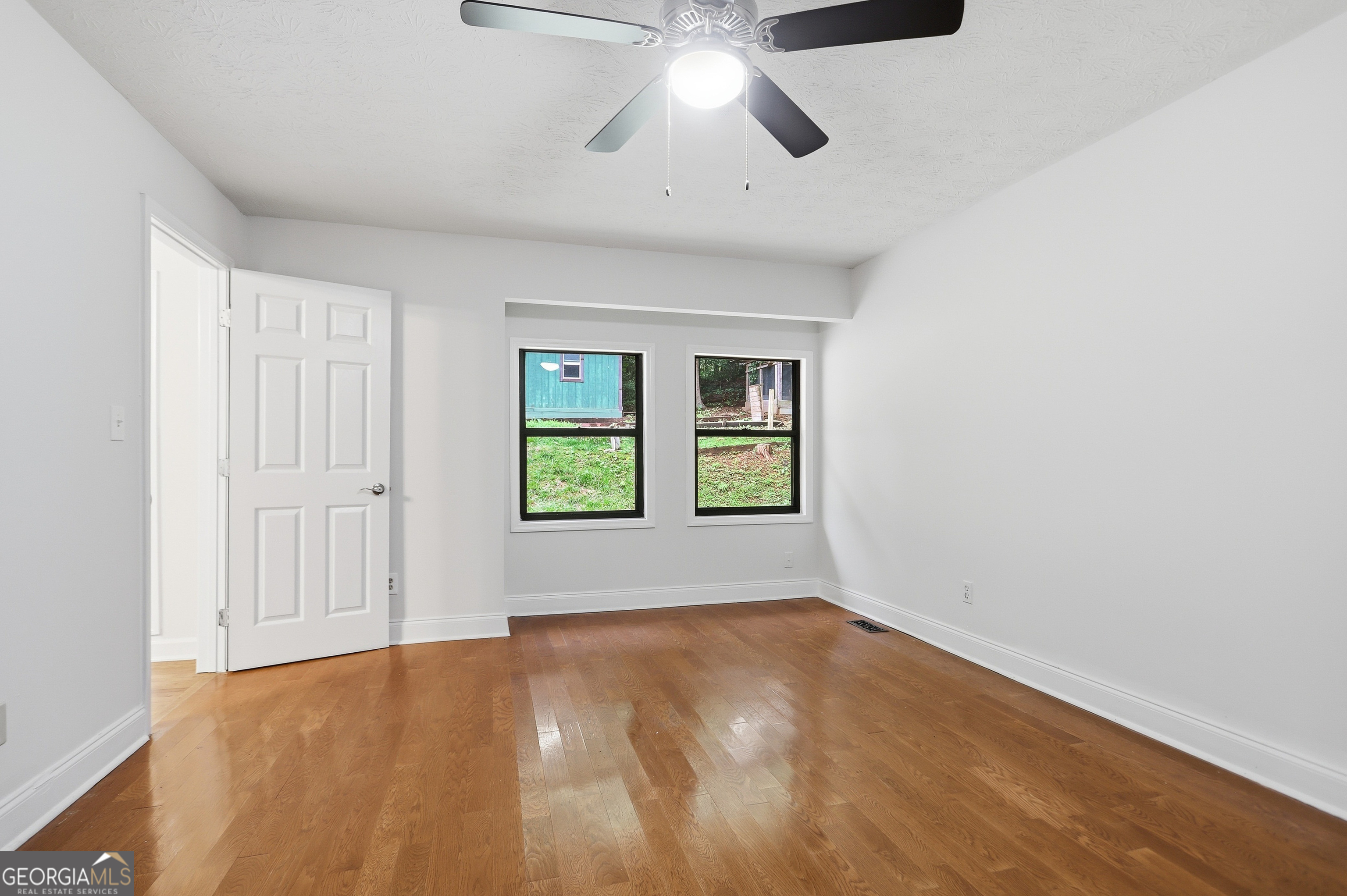 3634 N Hampton Drive Nw Property Photo 18
