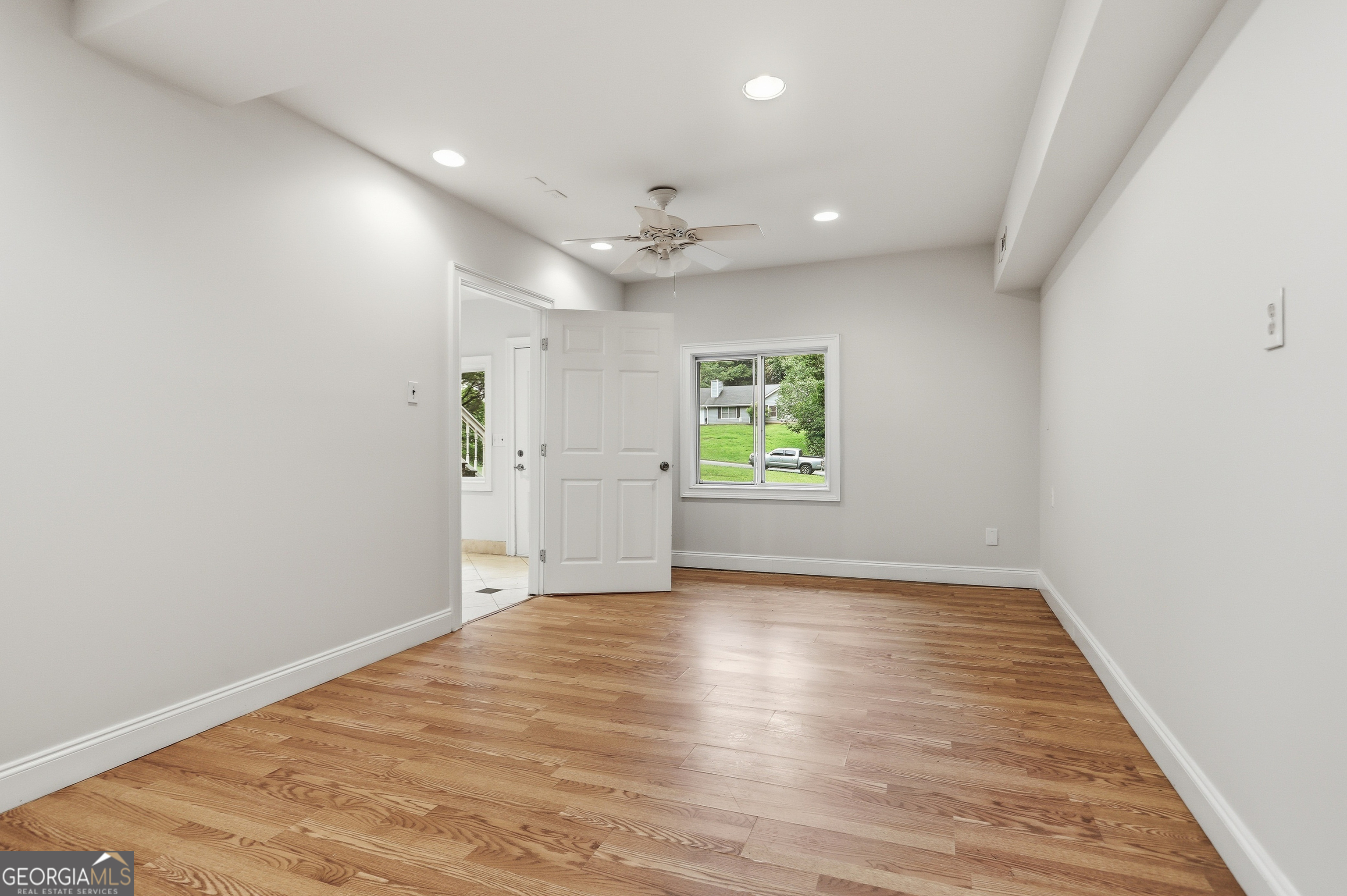 3634 N Hampton Drive Nw Property Photo 23