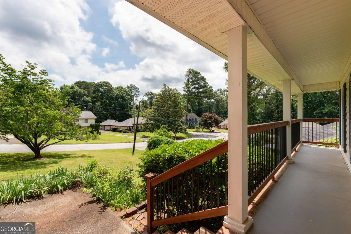 721 Dorsey Circle Sw Property Photo 2