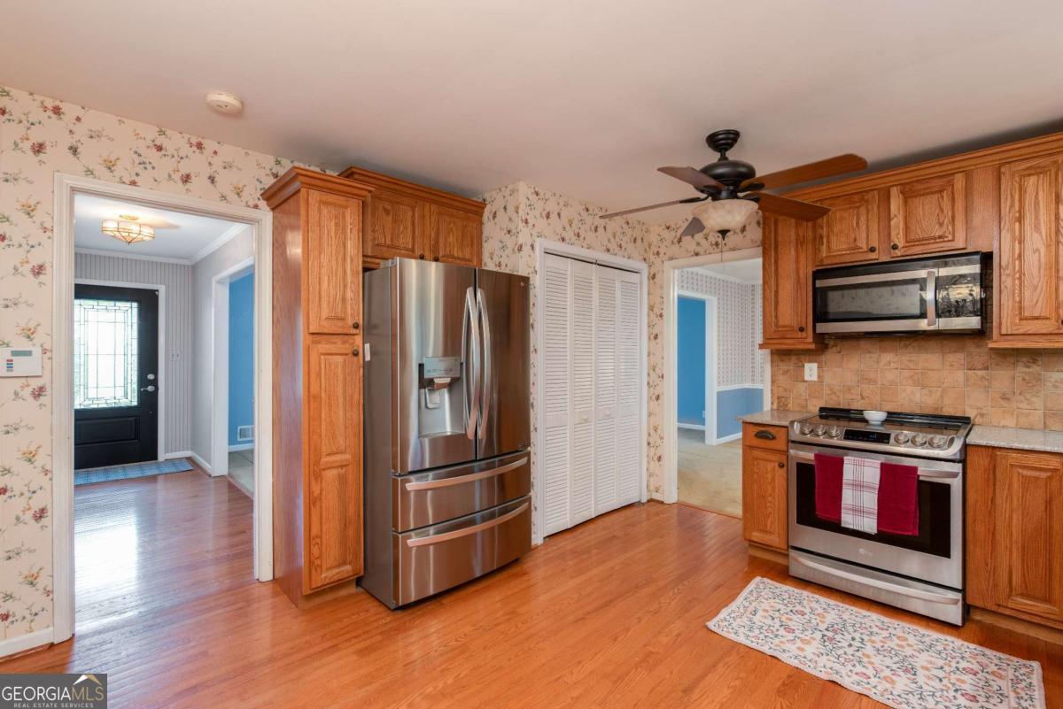 721 Dorsey Circle Sw Property Photo 5