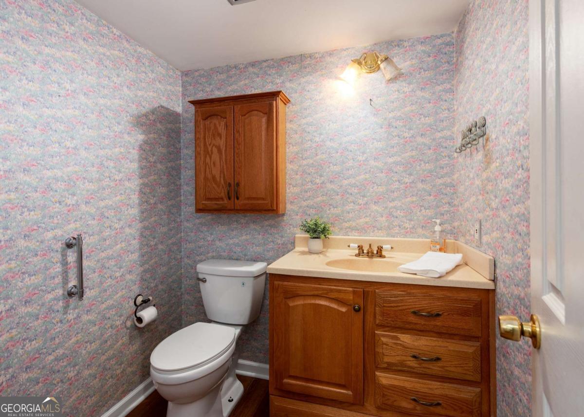 721 Dorsey Circle Sw Property Photo 24
