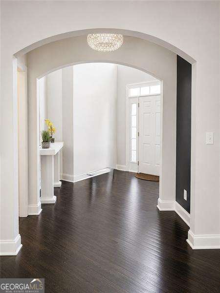 2877 Battlecrest Drive Property Photo 4