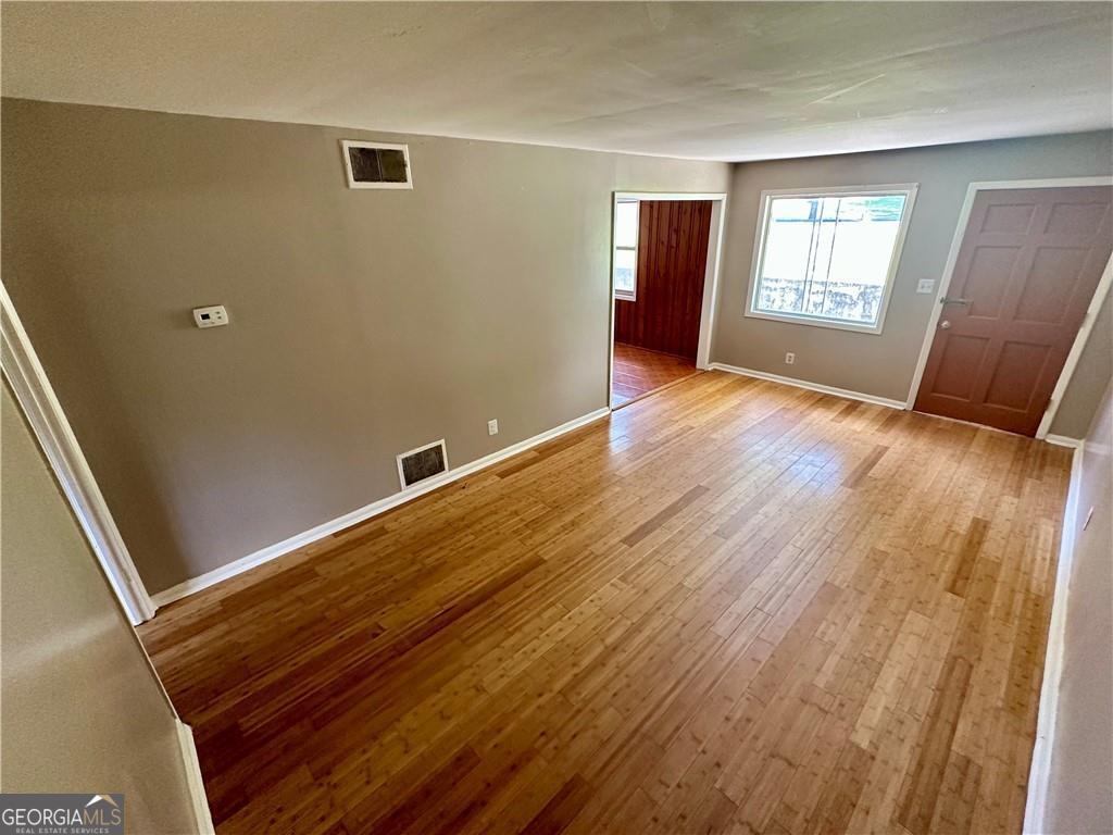 718 Hill Street Property Photo 11