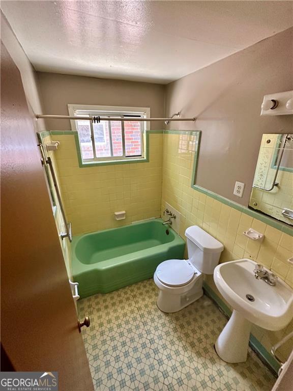 718 Hill Street Property Photo 19