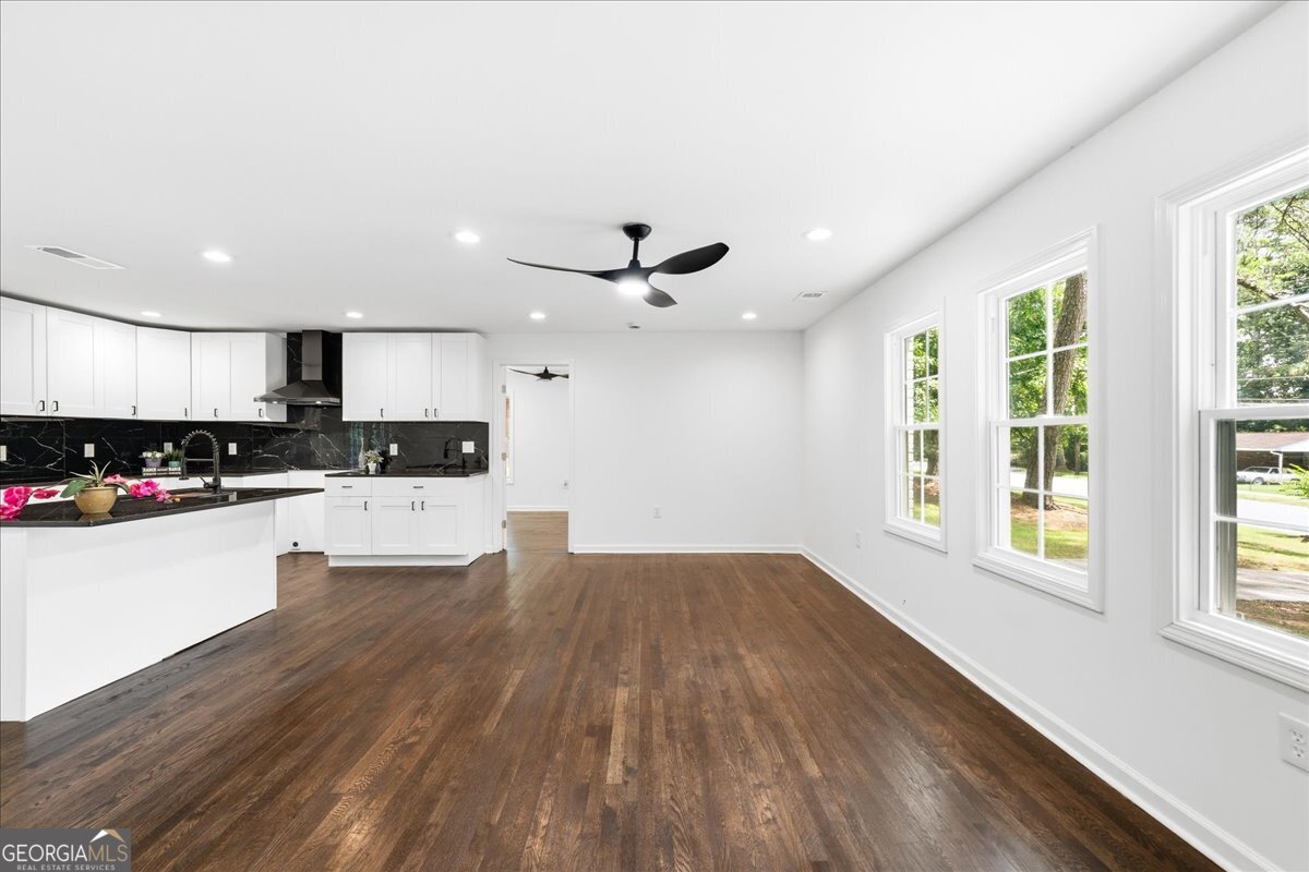 3406 Longleaf Drive Property Photo 19
