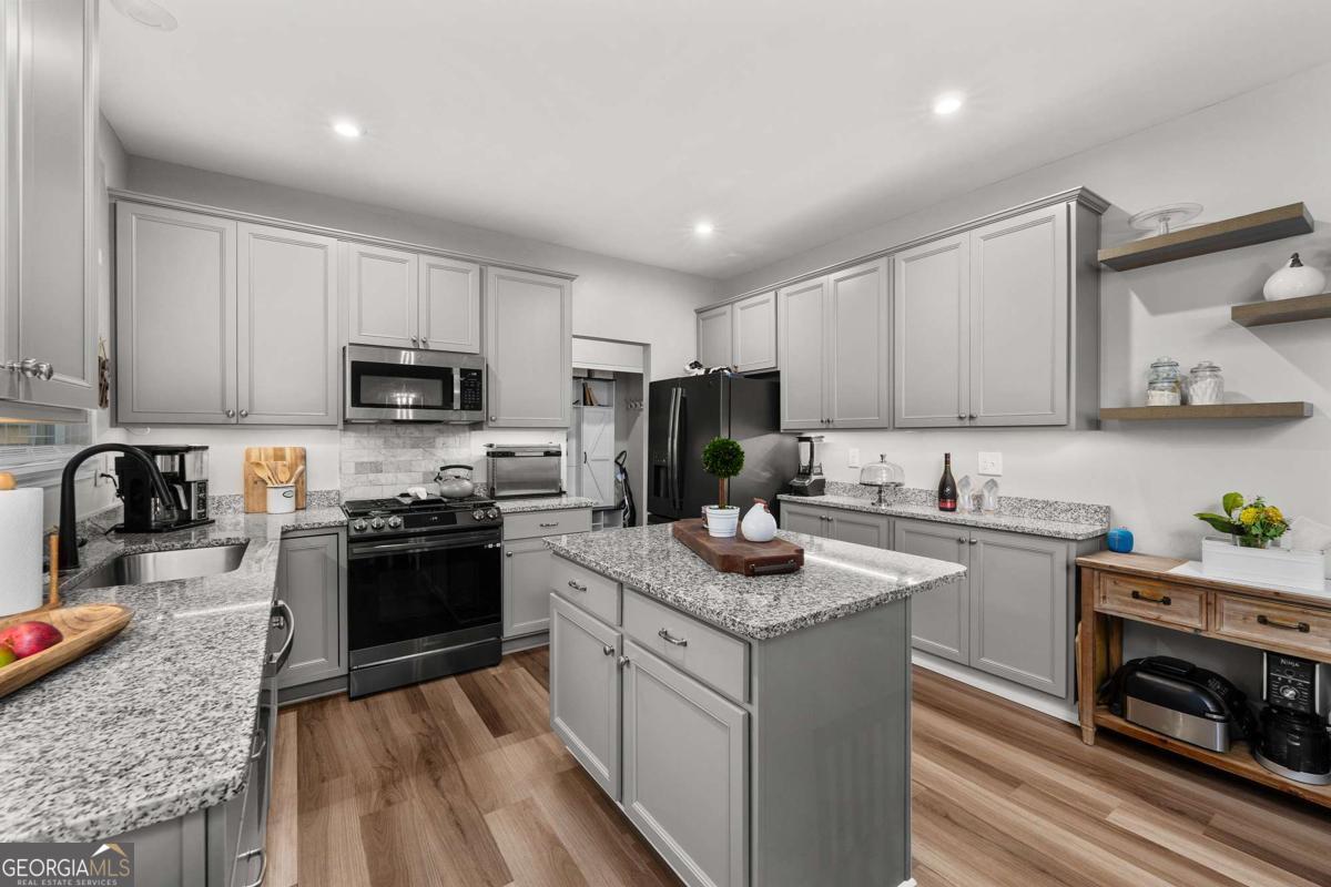 230 Augusta Walk Property Photo 13