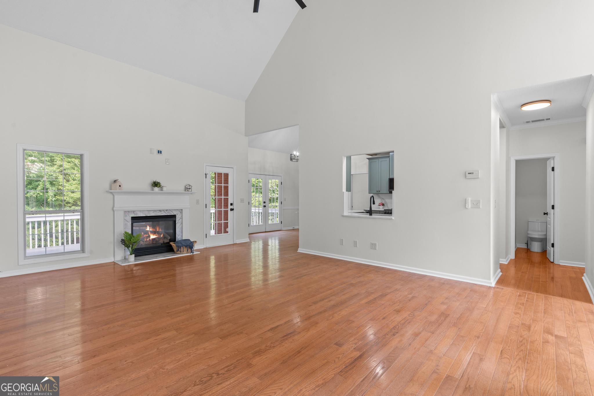 1048 Crown River Parkway Property Photo 9
