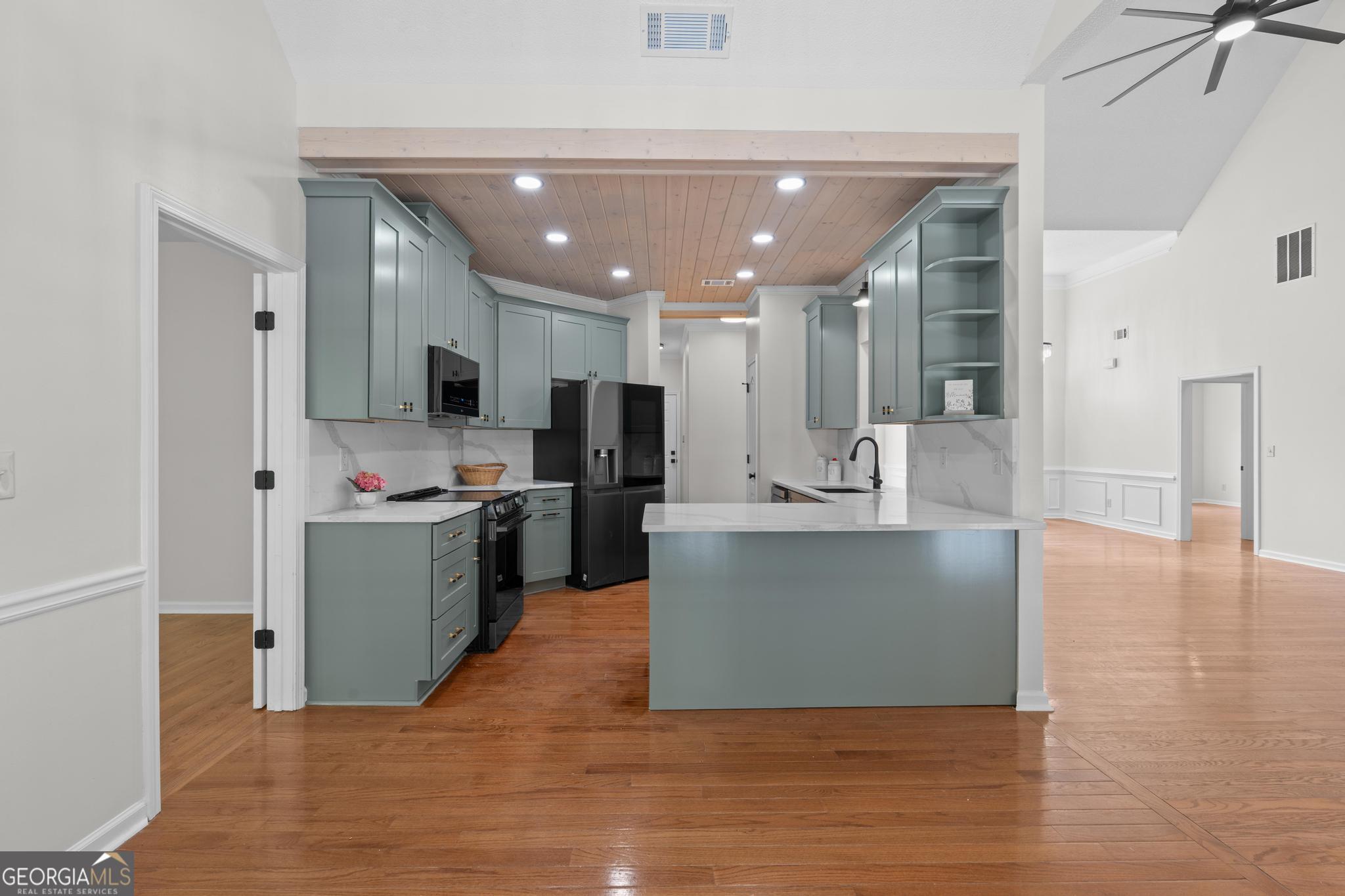 1048 Crown River Parkway Property Photo 13