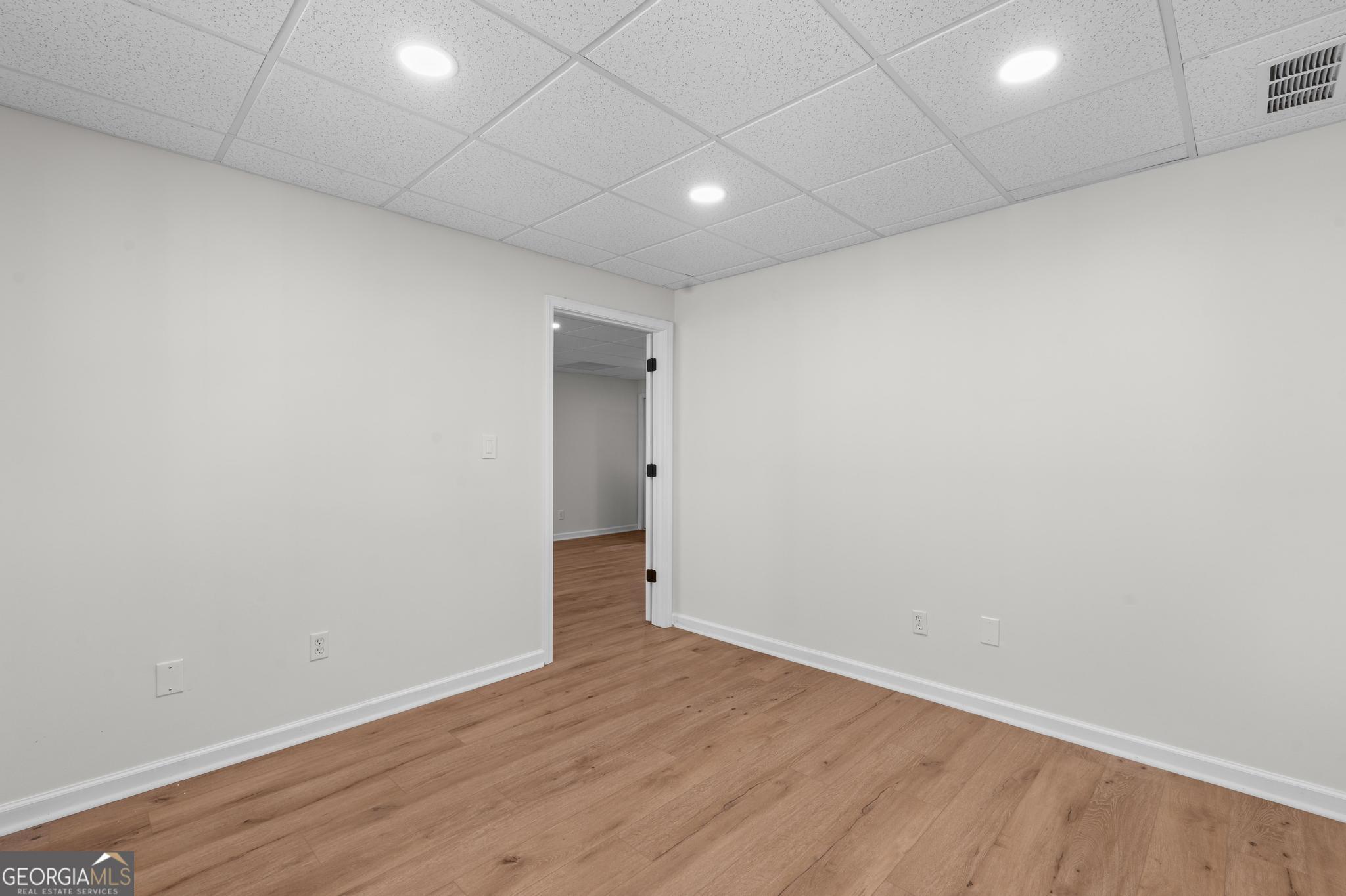 1048 Crown River Parkway Property Photo 40