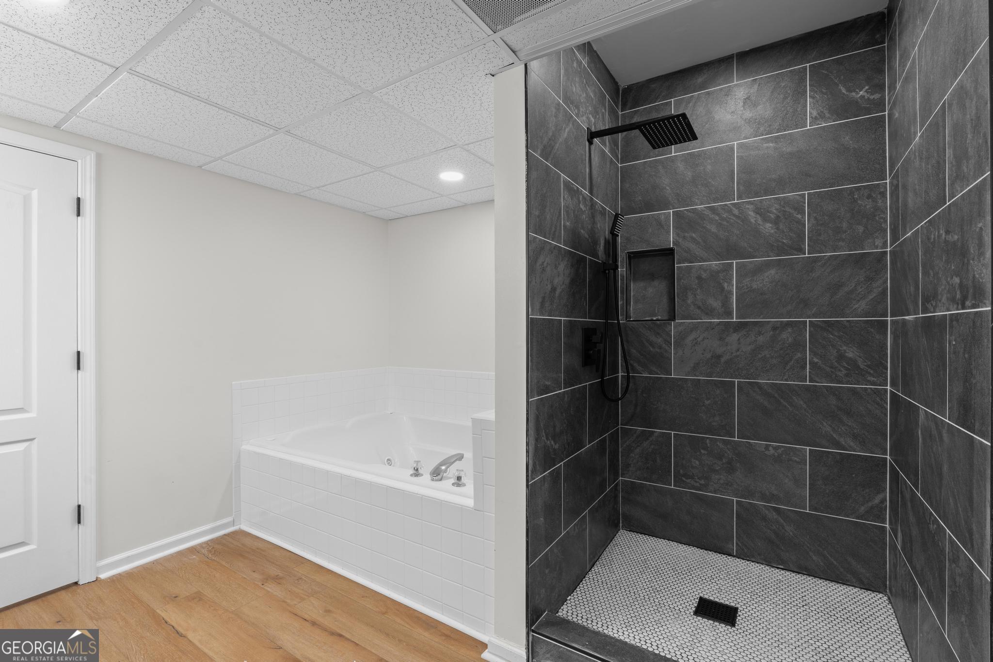 1048 Crown River Parkway Property Photo 45