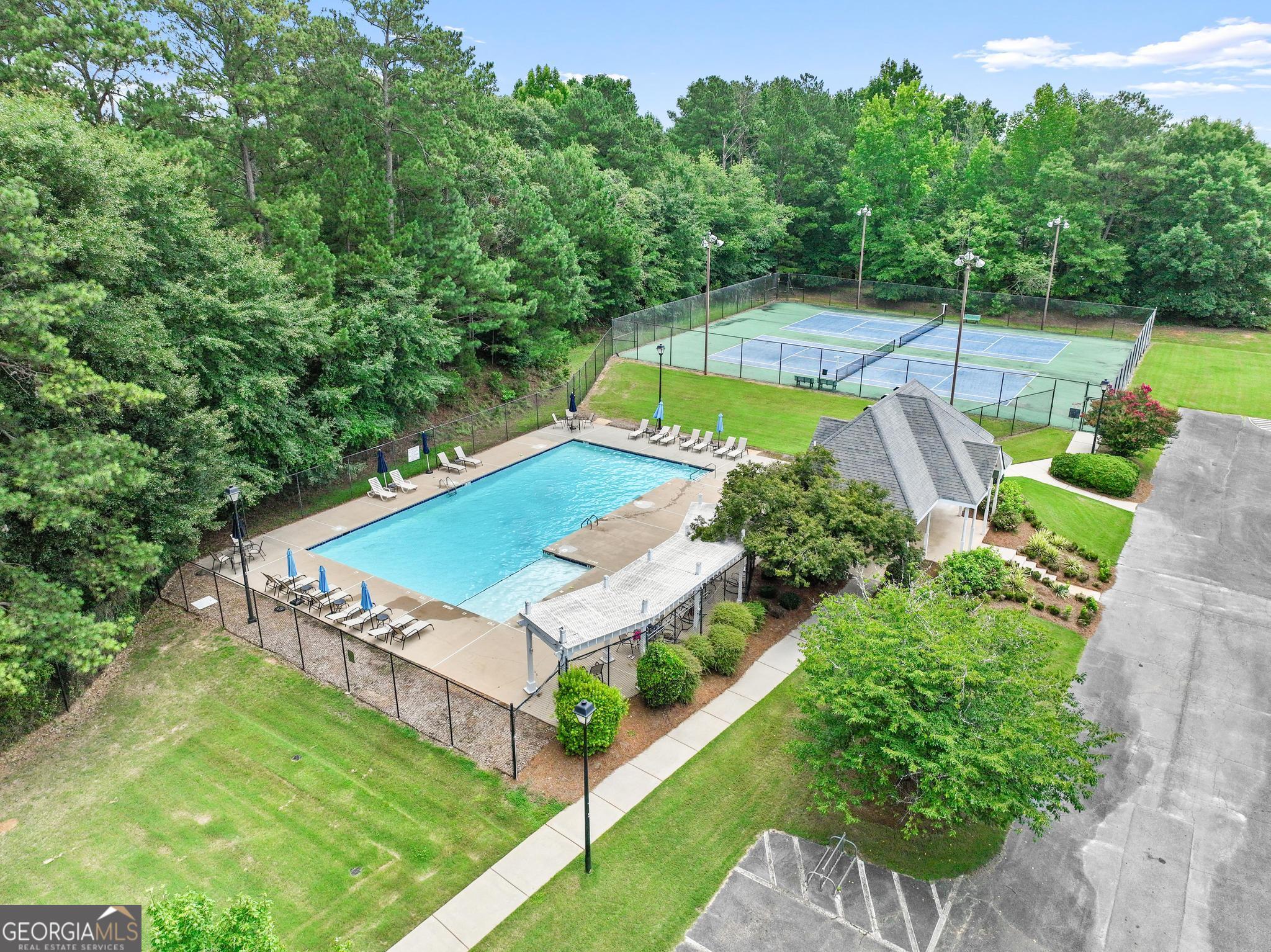 1048 Crown River Parkway Property Photo 61