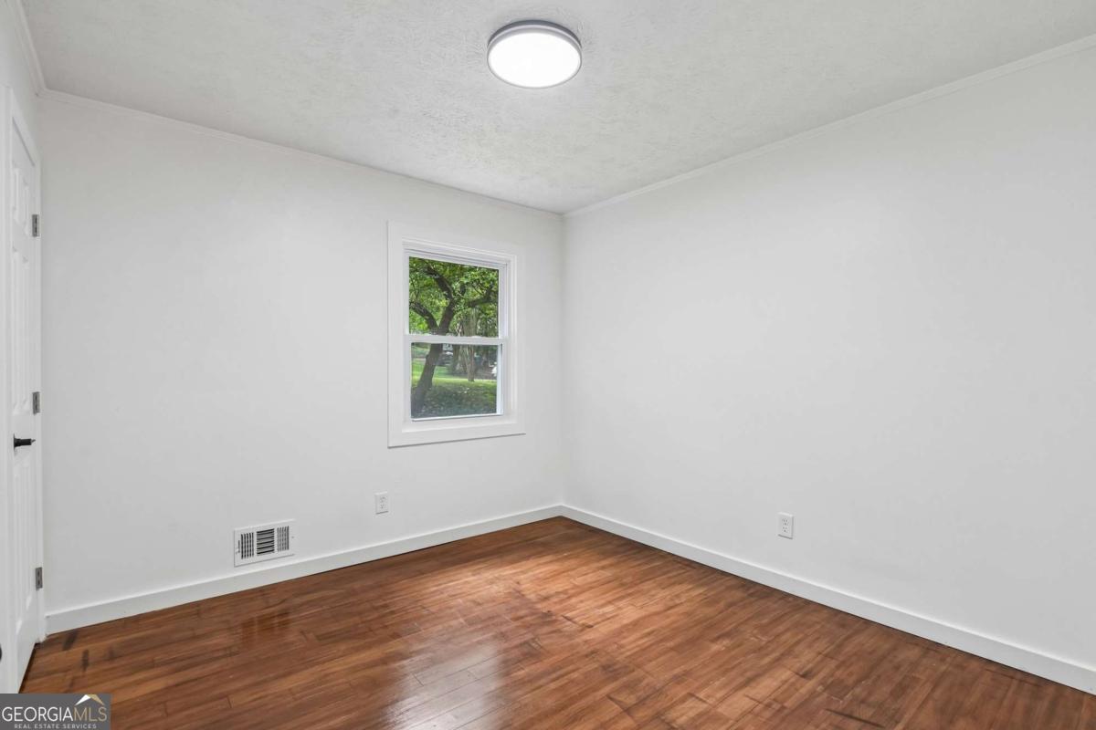 2272 Vistamont Drive Property Photo 41