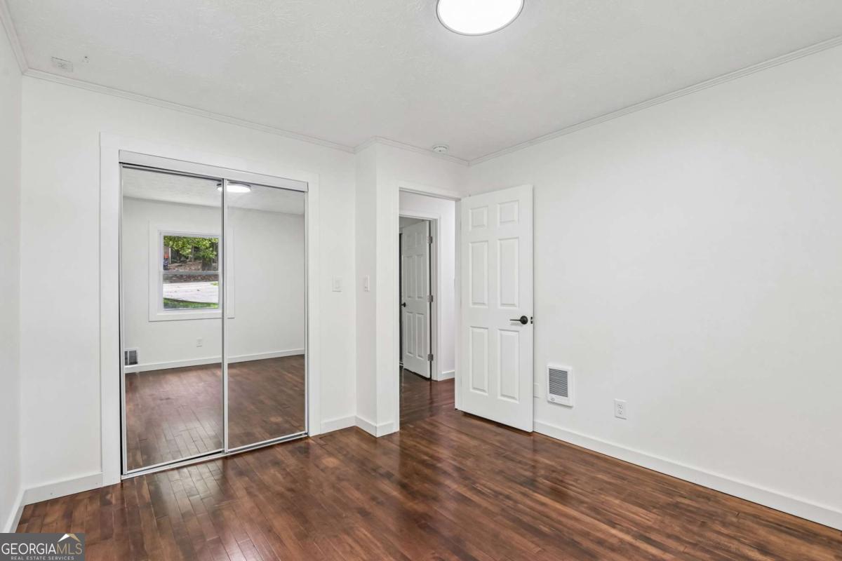 2272 Vistamont Drive Property Photo 48