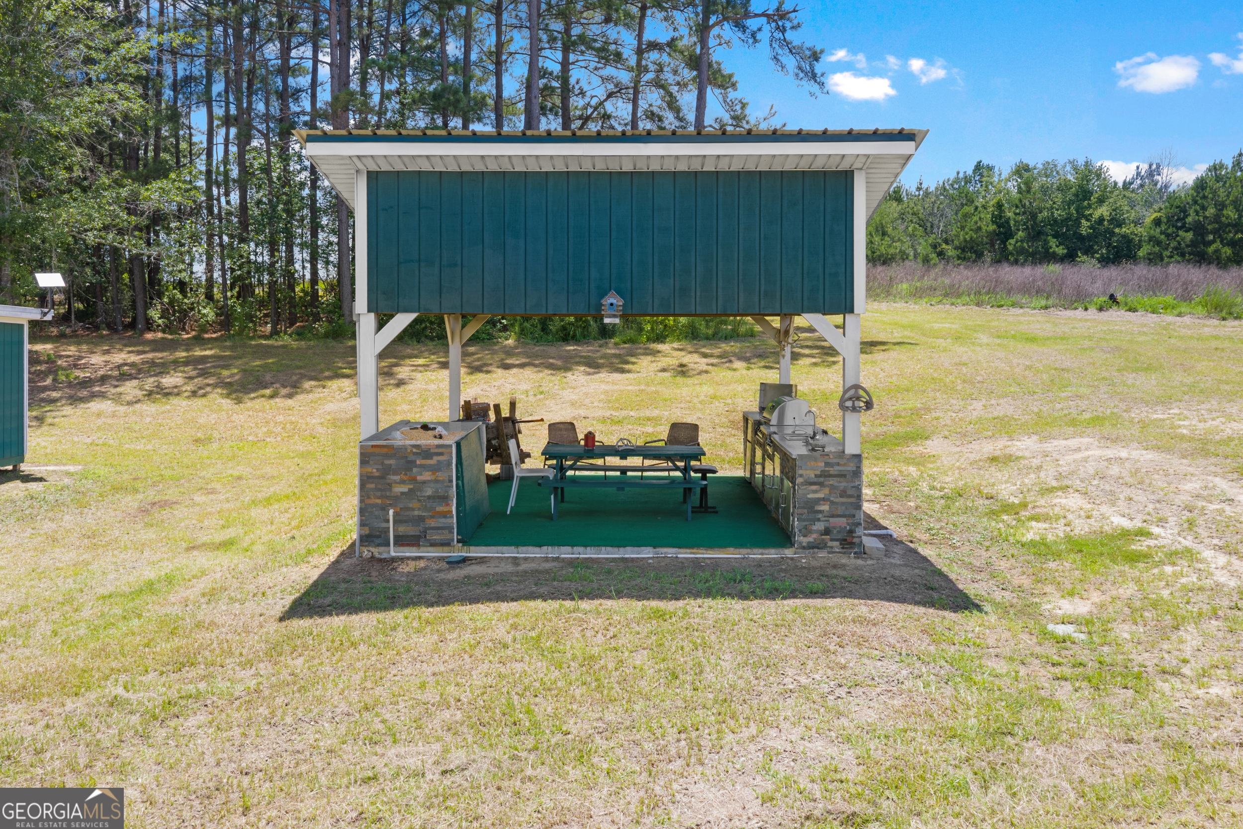 854 Bell Road Property Photo 8