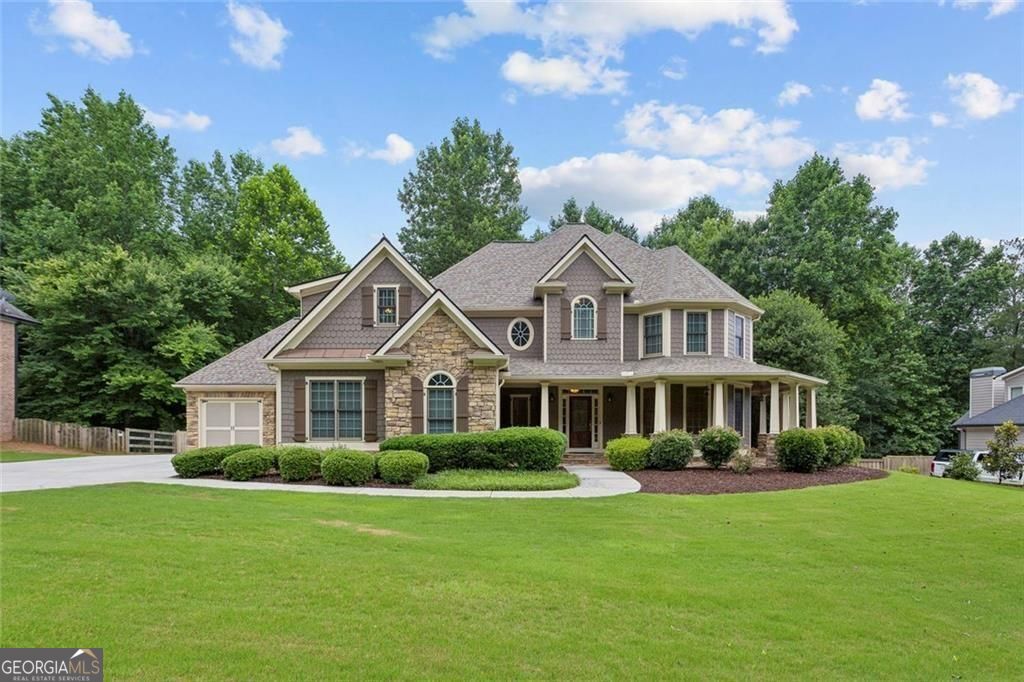 834 Waterford Estates Manor Property Photo 1