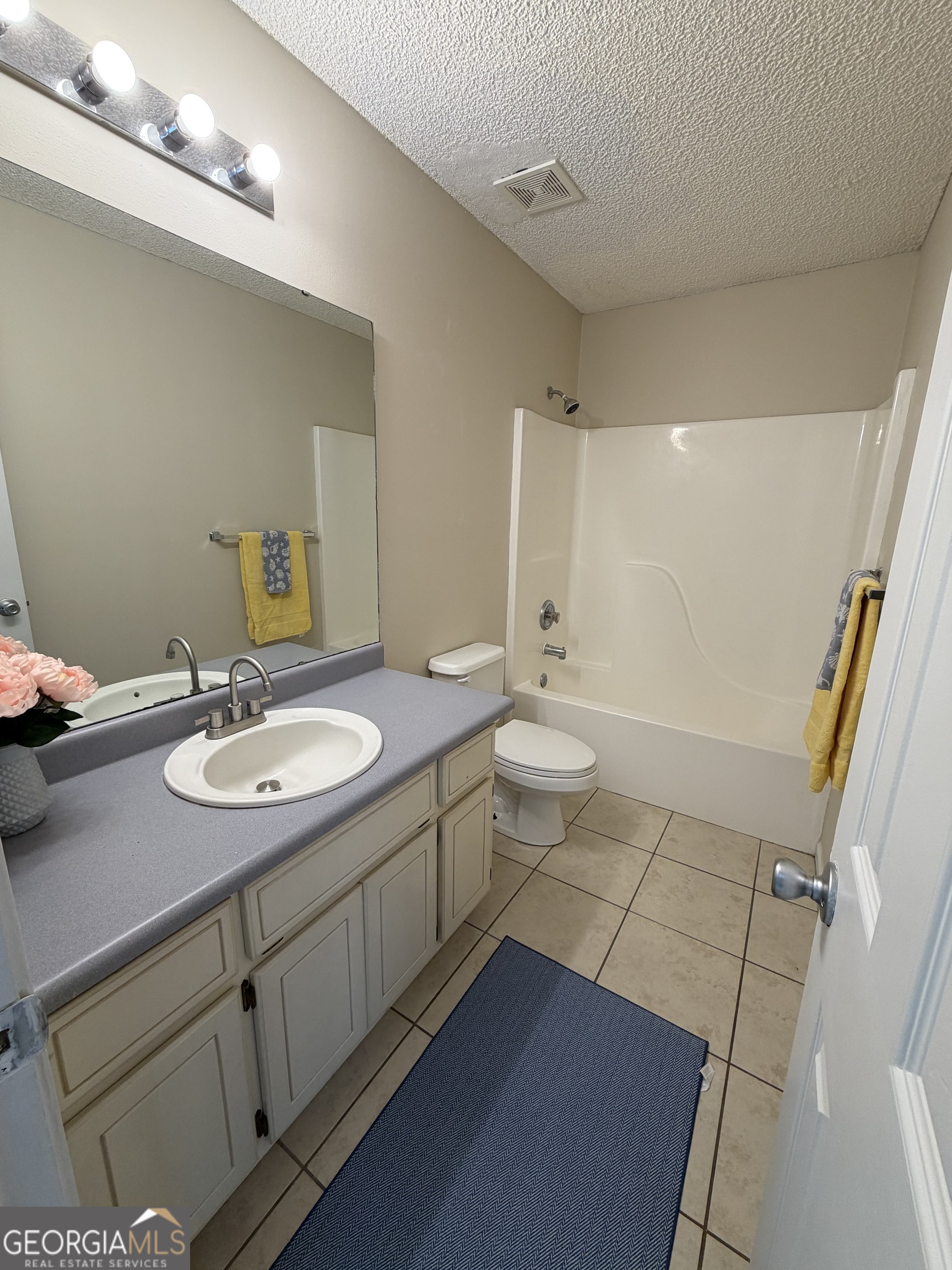 101 Talbot Court Property Photo 6