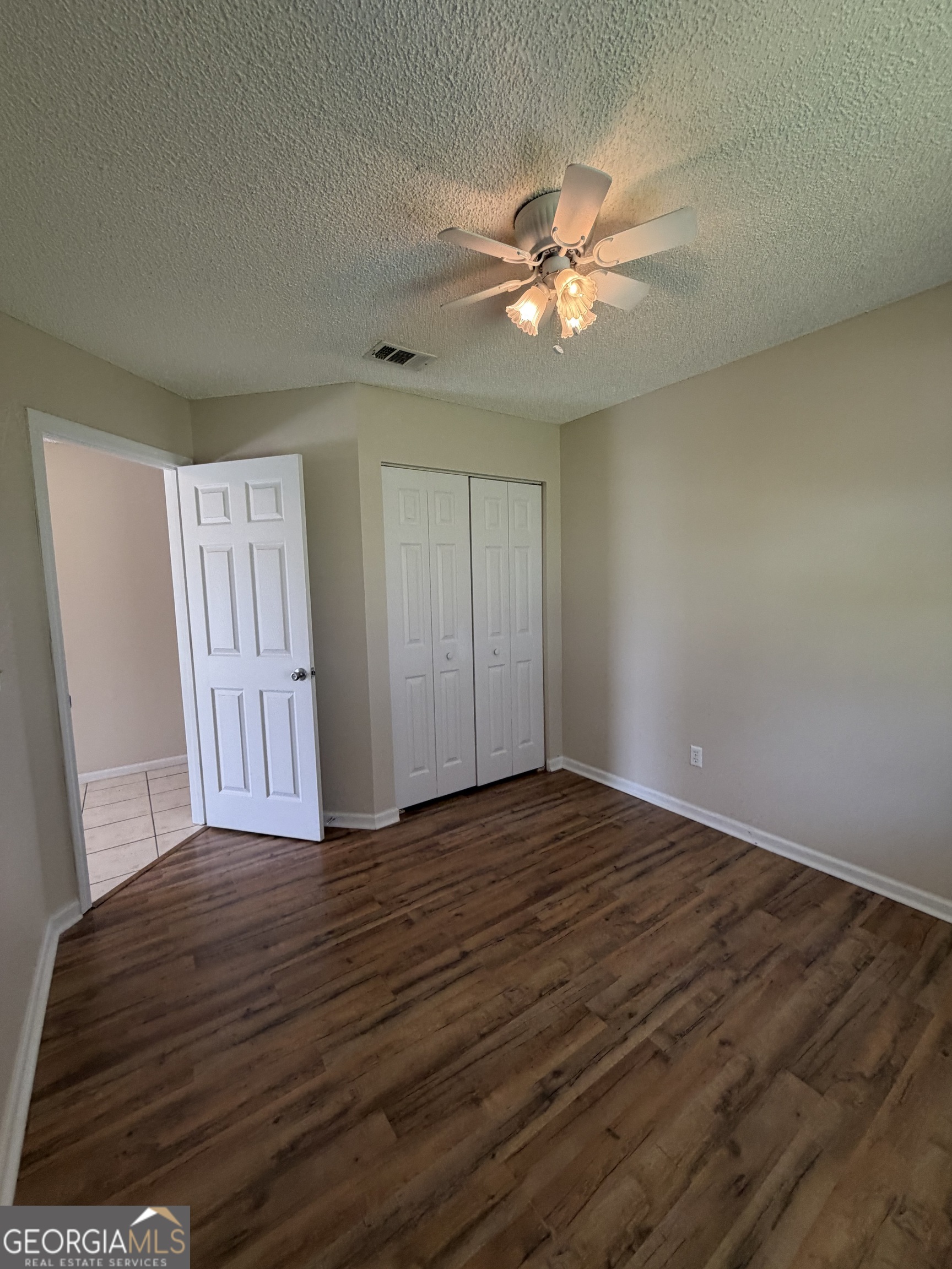 101 Talbot Court Property Photo 10